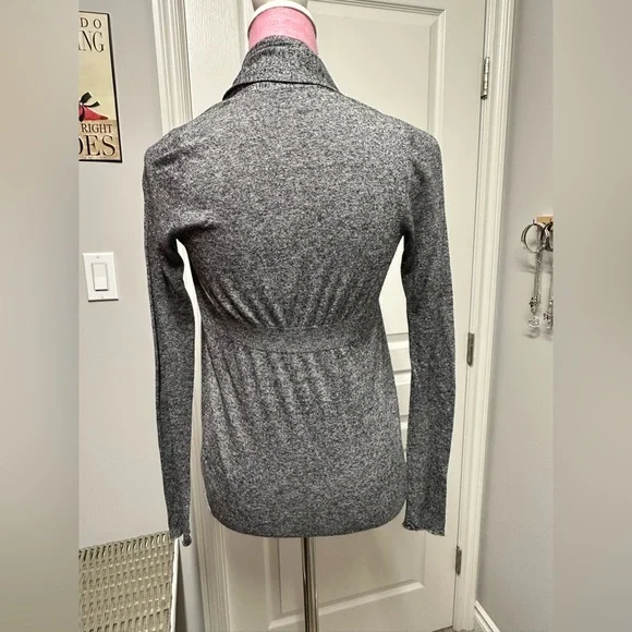 Grey Express Cardigan - Picture 2 of 4